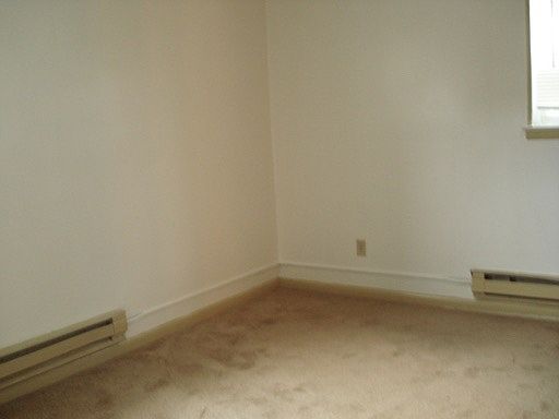 2nd image of 13661 Philmont Ave
