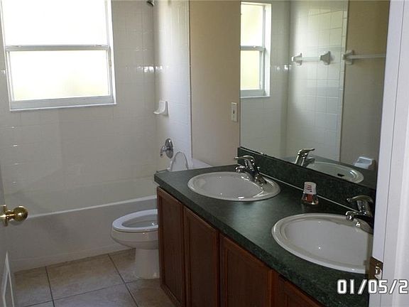 5th image of 2521 Summerland Way