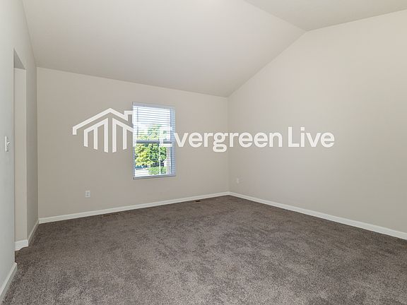 4th image of 100 Burlington Dr