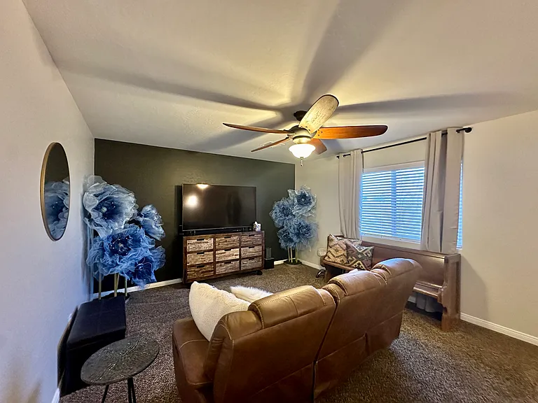 1319 S Brooke Ln — Photo 14