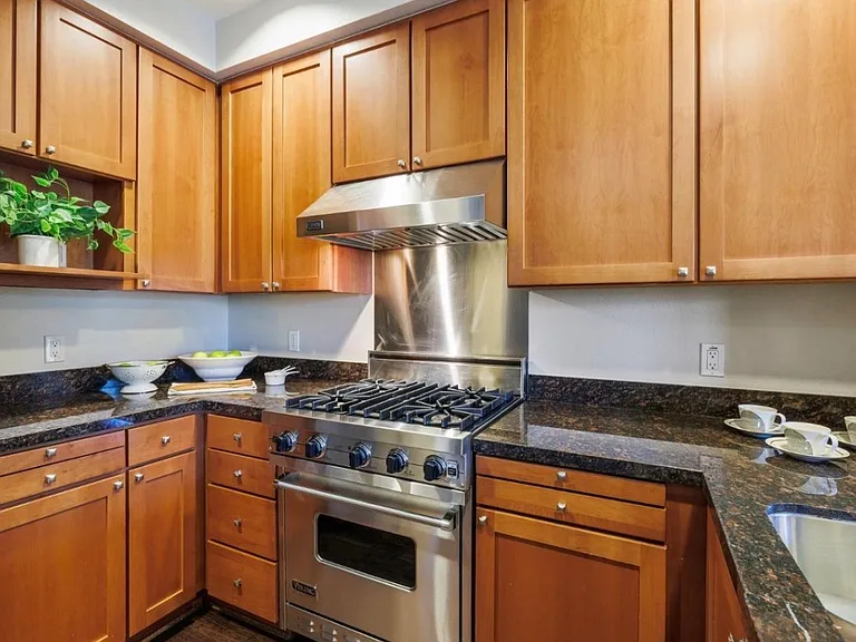 20 Madison Ave #204 — Photo 3