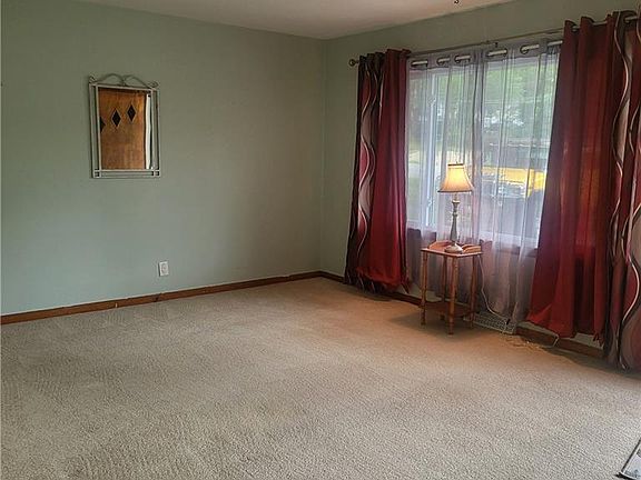4th image of 6717 Hawthorne Ave