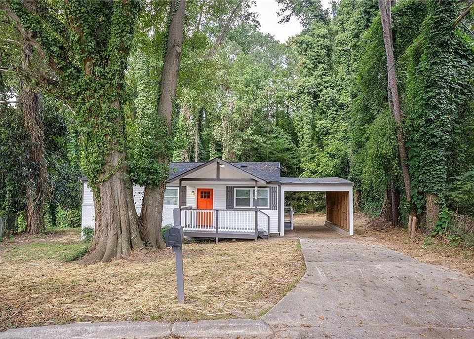 1st image of 2437 Clarissa Dr NW