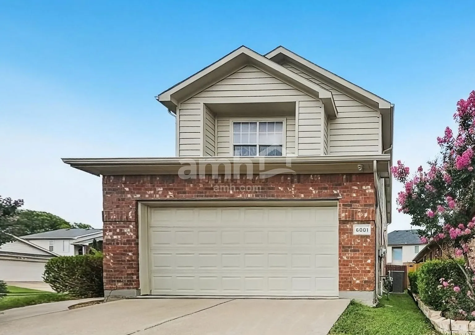 3 bed, 2.5 bath, 1777 sqft, $2,060 — Photo 1