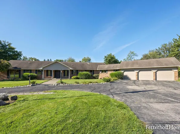 5474 Garfield St, Coopersville, MI 49404