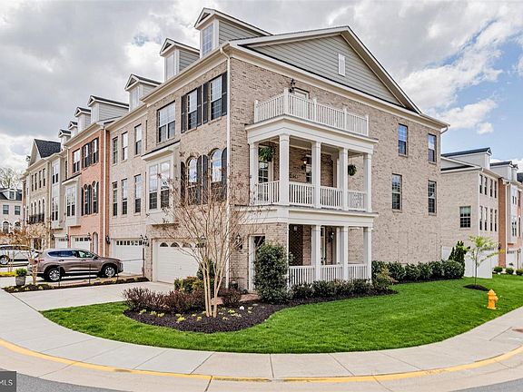 2nd image of 7994 Turtle Creek Cir