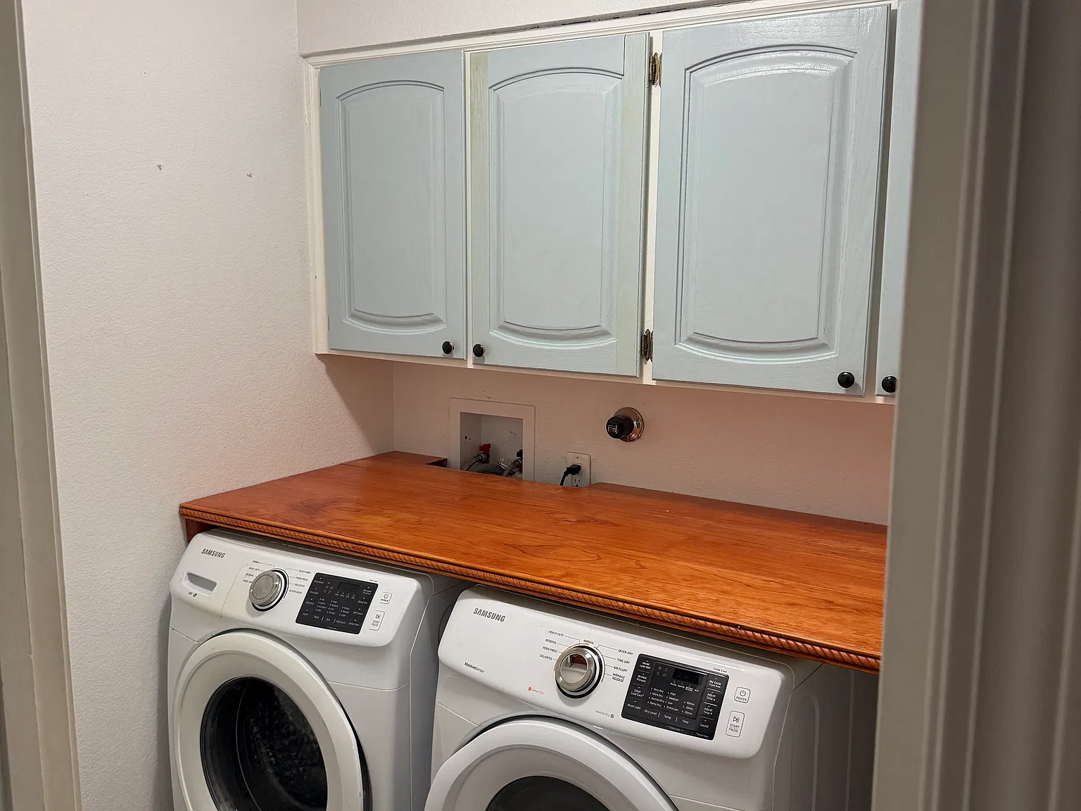 2 bed, 1385 sqft, $2,300 — Photo 4