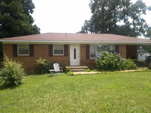 114 E Martin St, Collinwood, TN 38450