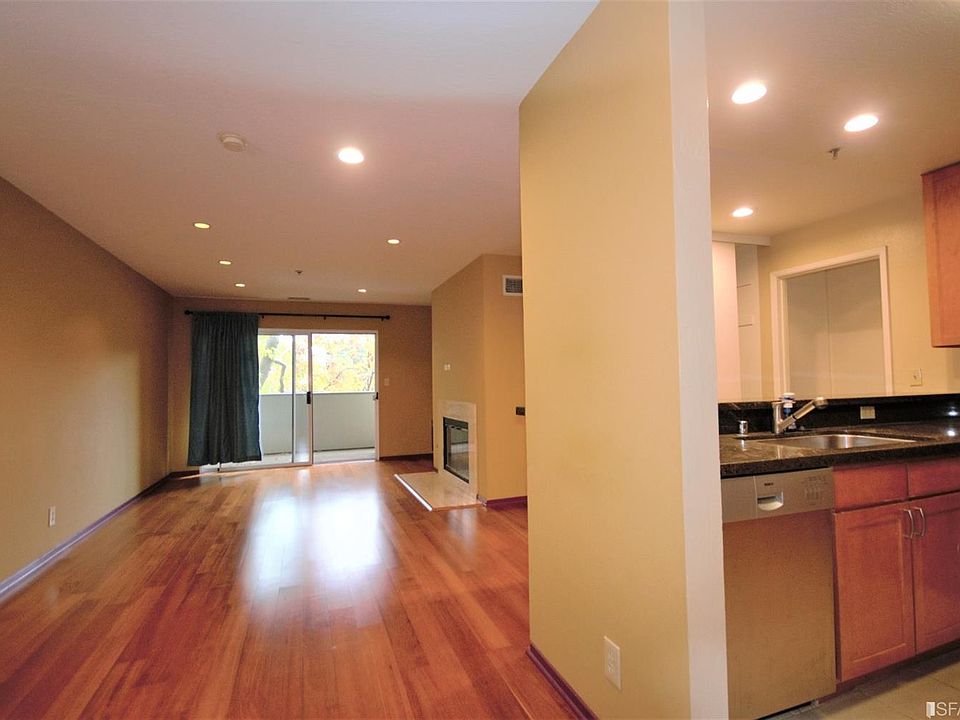 1st image of 300 Murchison Dr APT 111