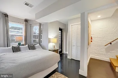 1538 Swann St NW #1 — Photo 13