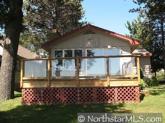 2nd image of 3742 Edmar Ln NE