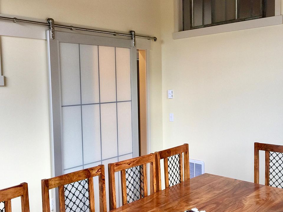 Soji Door and transom