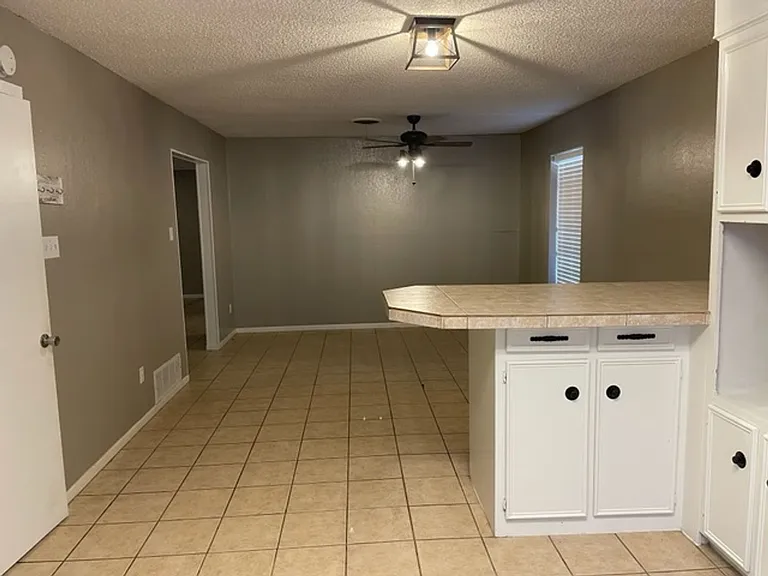 1045 Clark Rd — Photo 12