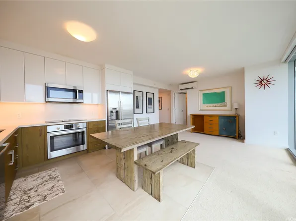 629 Keeaumoku St Unit 2903, Honolulu, HI 96813