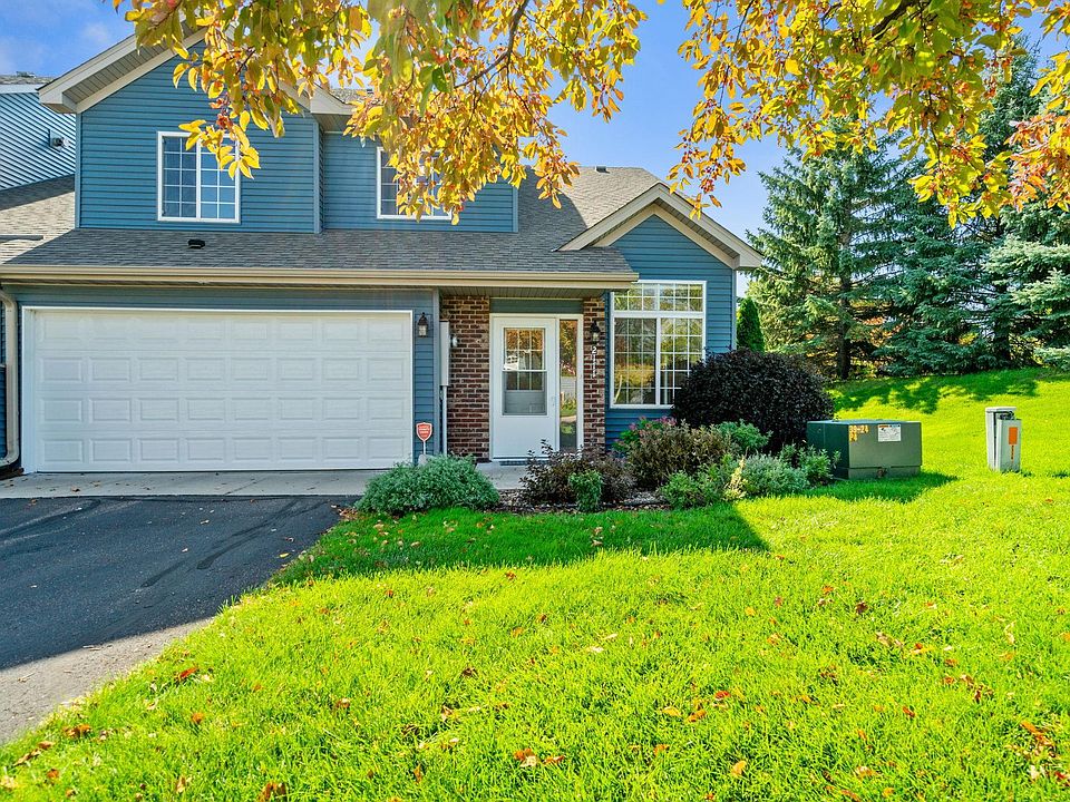 1st image of 2111 Willow Cir