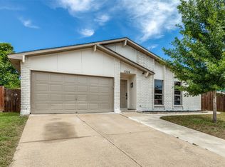 1336 Whittenburg Dr, Fort Worth, TX 76134