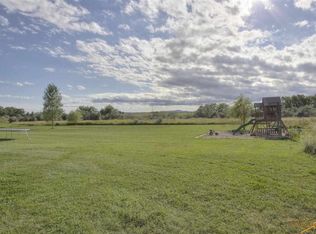 6465 Long View Rd, Rapid City, SD 57703