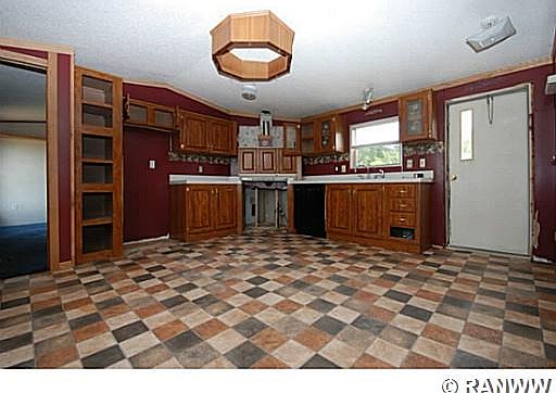 2nd image of N8425 730th St