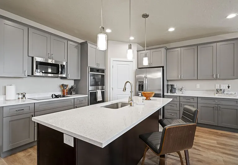 572 W Lewski Ln #2 — Photo 8