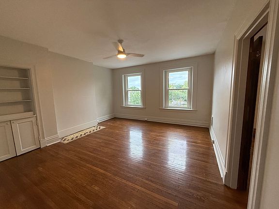 Living Room - 1