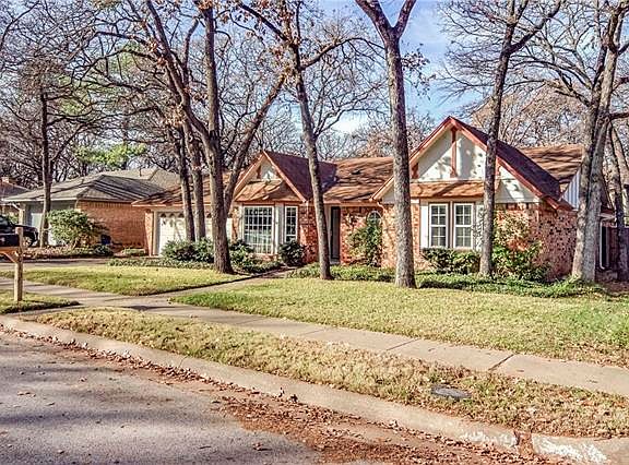 3rd image of 3013 Scenic Hills Dr