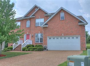 142 Fieldcrest Cir, Hendersonville, TN 37075