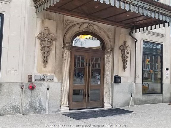 2nd image of 1011 Ouellette Ave #502