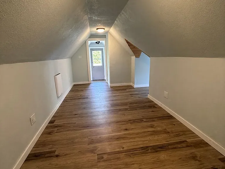 1005 W Park St — Photo 12