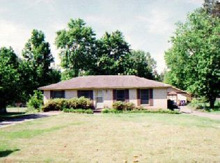 854 N Hampton Dr, Norcross, GA 30071