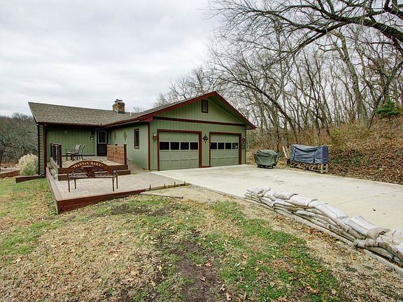 Entrance-cumaru deck