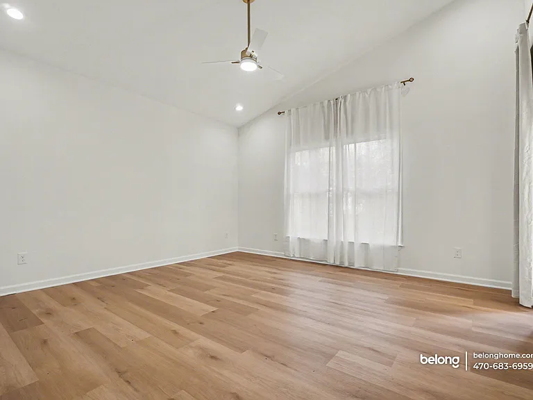 1017 Sparks St SW — Photo 15