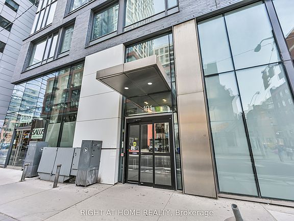 2nd image of 101 Peter St W #3903