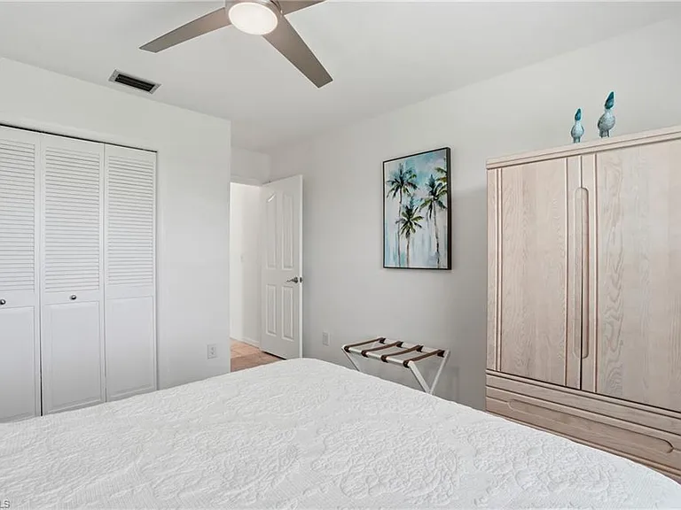 132 Bordeaux Cir — Photo 11