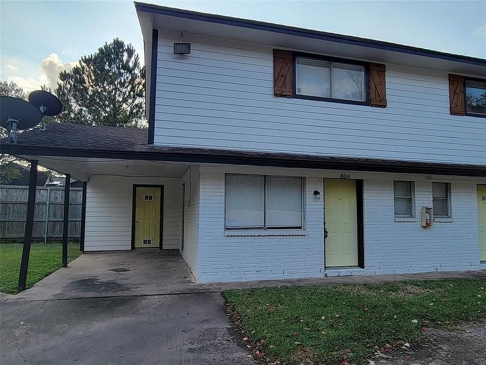 1st image of 804 Danna St