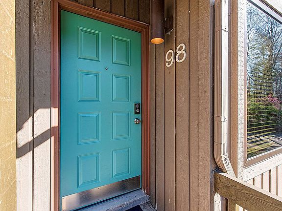 2nd image of 98 Lookout Ridge Dr