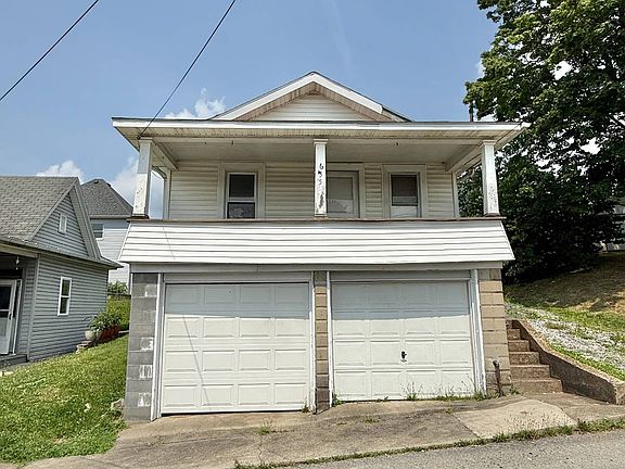 4th image of 321 Wood St