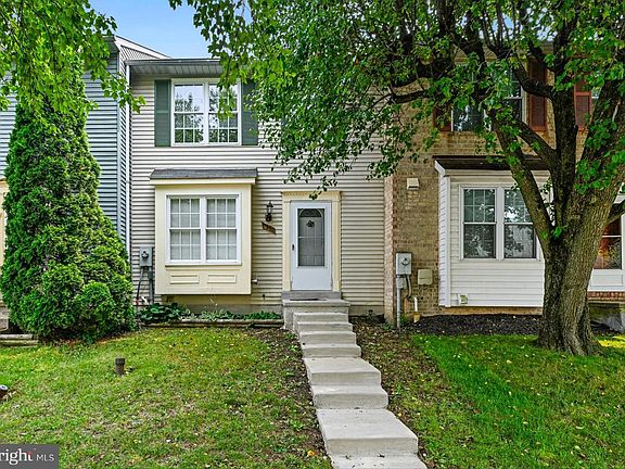 3rd image of 39 Walden Mill Way