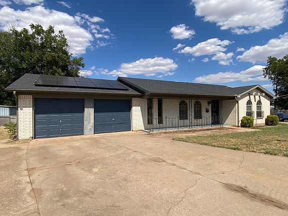 4th image of 4 Lori Ln