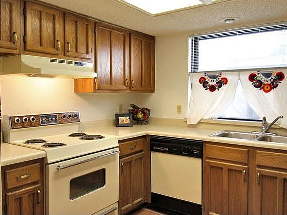 5th image of 14122 Churchill Estates Blvd APT 701