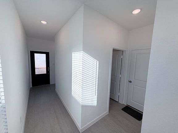5th image of 245 Inyo St