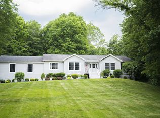 388 Skidmore Rd, Pleasant Valley, NY 12569