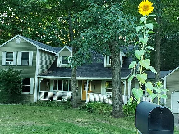 4th image of 6390 Sugar Maple Ln