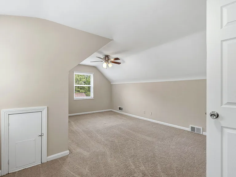 4026 Columbia Rd — Photo 21