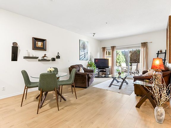5th image of 730 Farrow St #17