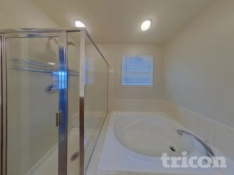 246 Bridgeport Rd — Photo 11