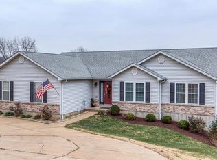 1840 Par Run Dr, Saint Louis, MO 63096