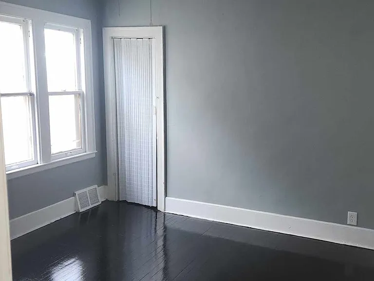 3990 Beaconsfield St #2 — Photo 15