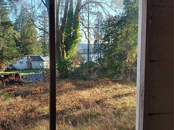 5th image of 1676 Northlake Way NW