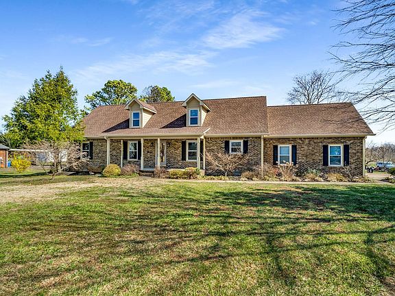 2nd image of 2651 Crosspark Dr