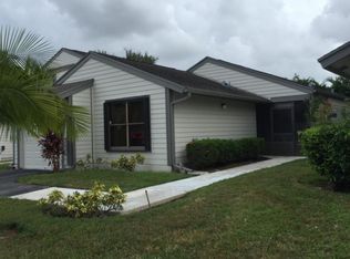 2482 Bedford Mews Dr, Wellington, FL 33414